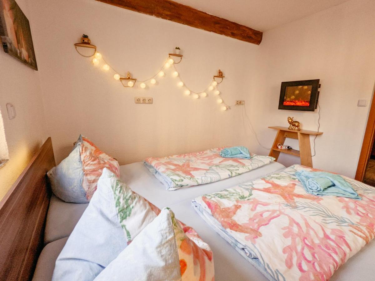 Urlaubstraum Mit Pool, Terrasse & Fluss Im Garten - Ut Apartment Sebnitz Bagian luar foto