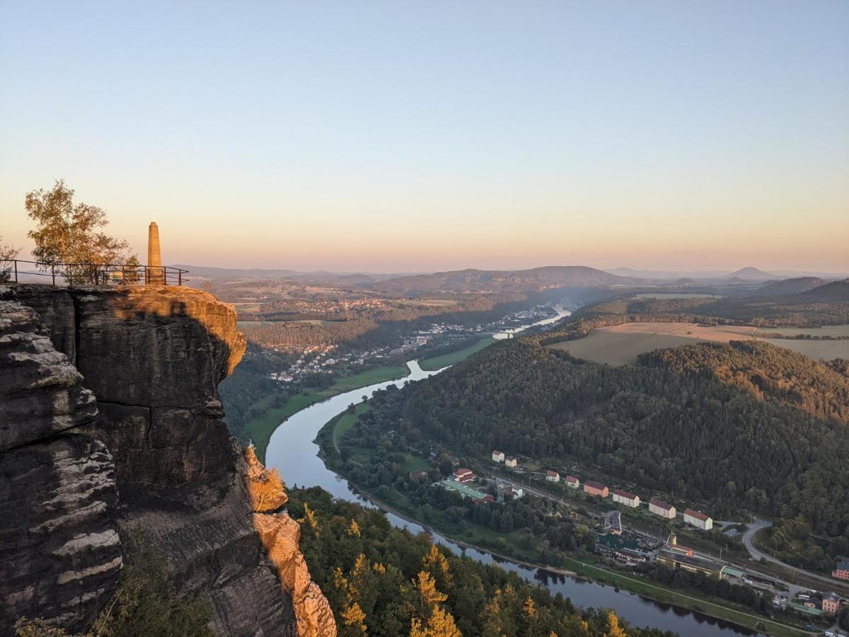 Urlaubstraum Mit Pool, Terrasse & Fluss Im Garten - Ut Apartment Sebnitz Bagian luar foto