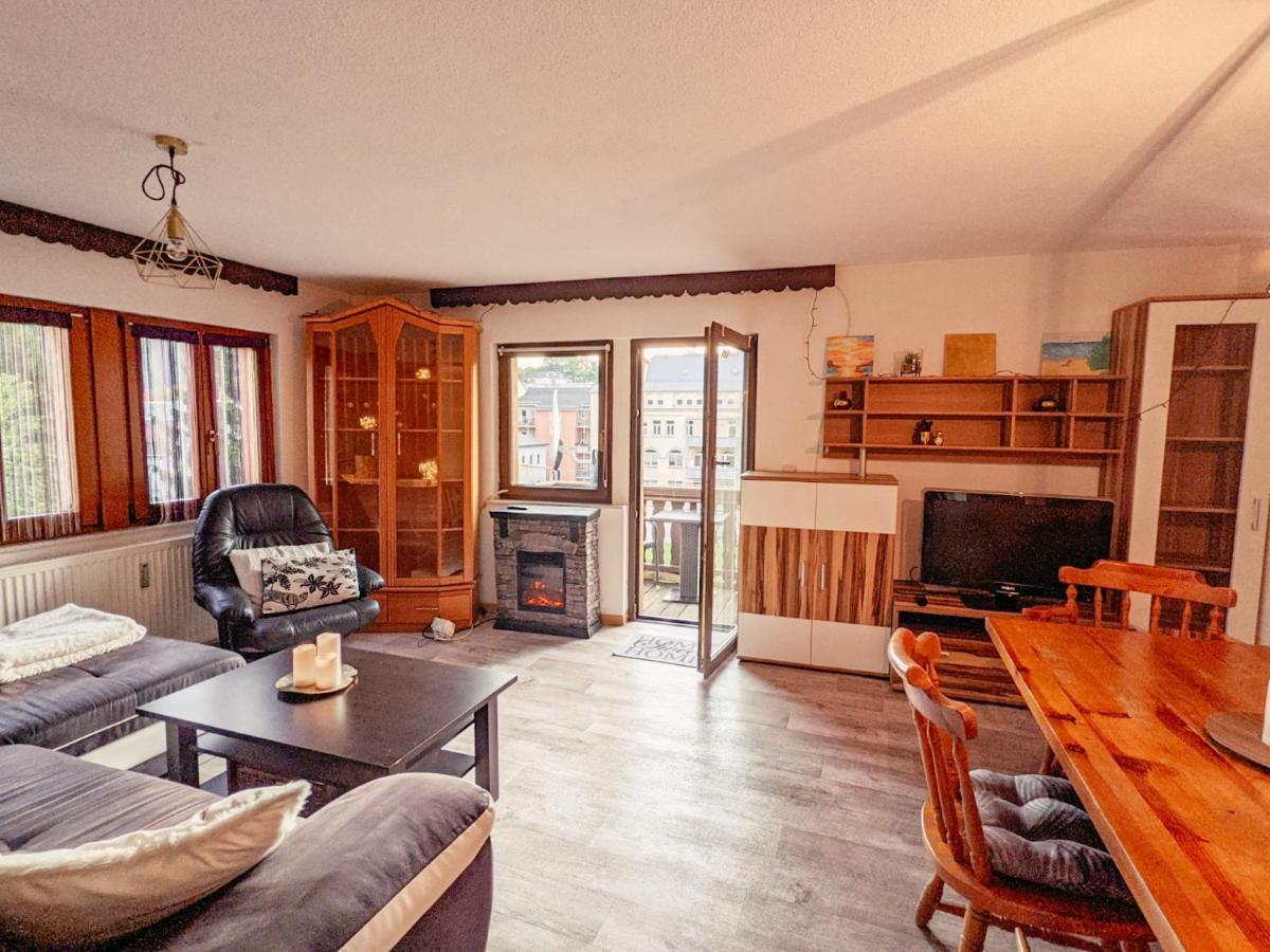 Urlaubstraum Mit Pool, Terrasse & Fluss Im Garten - Ut Apartment Sebnitz Bagian luar foto